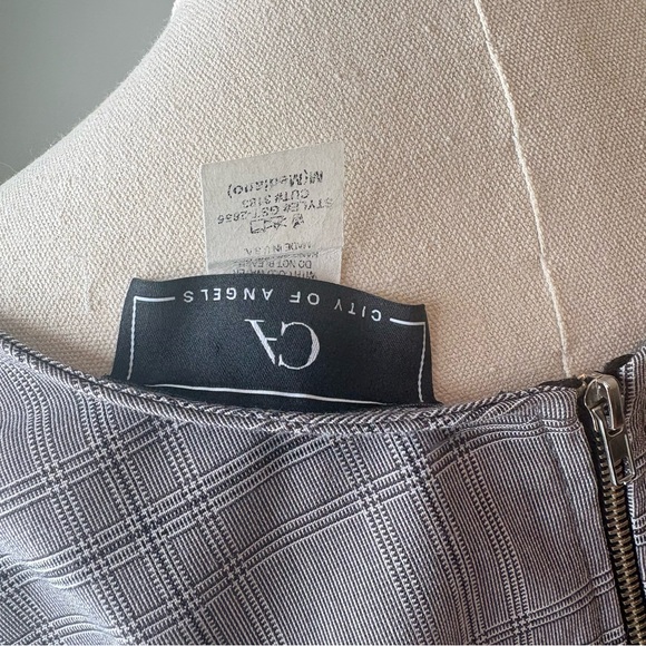 Chic Women's Gray Blouse with Balloon Sleeves - Picture 4 of 4